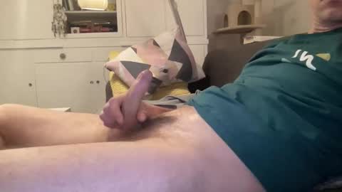 Snapshot of thegermanguy81 chatting on April 18, 9:04 pm thegermanguy81 online show from April 18, 9:04 pm