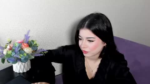Snapshot of thegirlyoullcomebackto chatting on June 3, 8:03 pm Anora online show from June 3, 8:03 pm