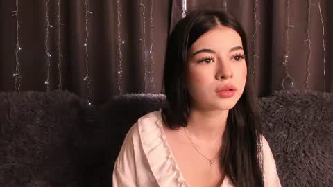 Snapshot of thegirlyoullcomebackto chatting on July 2, 11:16 am Anora online show from July 2, 11:16 am