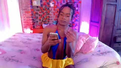 Goldie online show from November 20, 4:07 pm