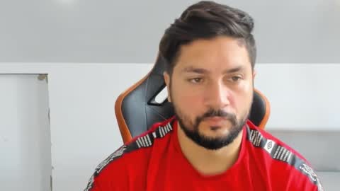 Snapshot of theguardian7 chatting on October 29, 8:38 am theguardian7 online show from October 29, 8:38 am