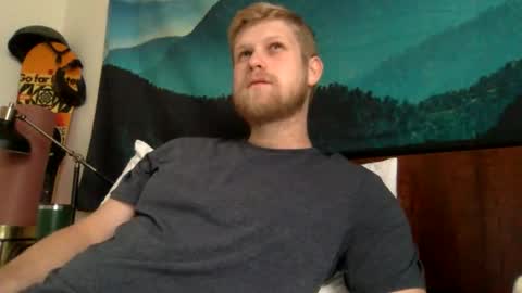 Snapshot of thehairyprince chatting on May 11, 1:06 pm Harry online show from May 11, 1:06 pm
