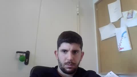 Snapshot of thehamlaaa chatting on March 11, 9:56 am thehamlaaa online show from March 11, 9:56 am