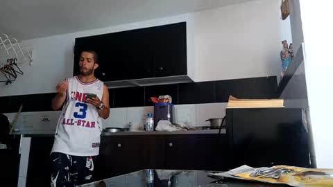 thehousedog online show from December 4, 2:15 pm