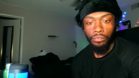 Snapshot of theinceptioncouple444 chatting on October 27, 12:58 am IXMCOUPLE444 online show from October 27, 12:58 am