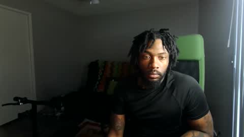 Snapshot of theinceptioncouple444 chatting on March 27, 1:22 am IXMCOUPLE444 online show from March 27, 1:22 am