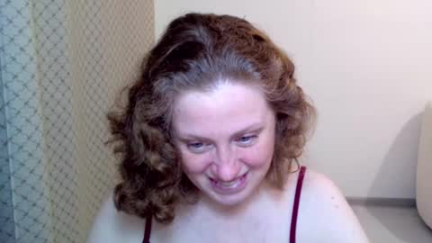 Ella online show from March 16, 4:44 pm