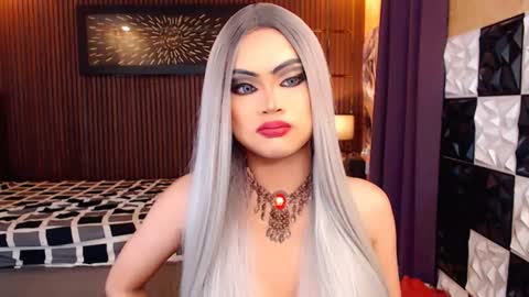 Snapshot of thelastdestroyerxx chatting on July 12, 10:34 pm Paula online show from July 12, 10:34 pm