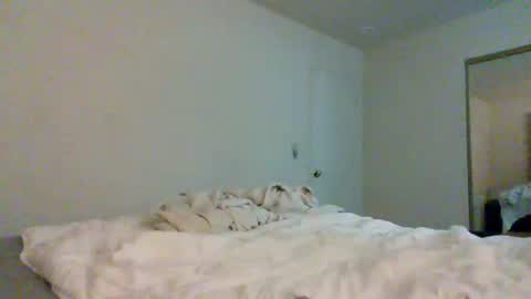 lovecreep online show from November 10, 3:49 am