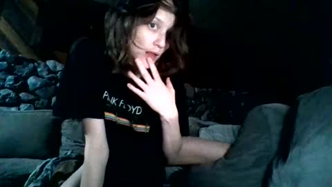 lovecreep online show from December 23, 6:11 am