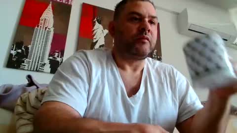 Snapshot of themastercomander chatting on April 27, 8:45 am Big Alpha Daddy Master online show from April 27, 8:45 am