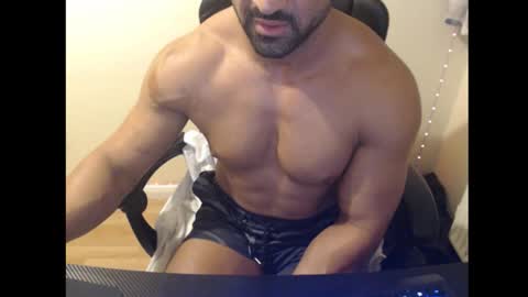 TheMuscleFactory online show from November 6, 6:53 pm
