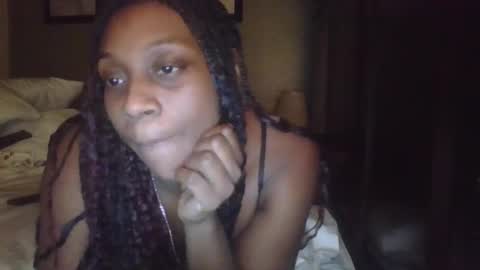 Snapshot of thenaturalgoddess chatting on December 8, 4:35 am TheNaturalGoddess online show from December 8, 4:35 am