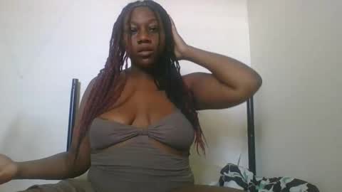 Snapshot of thenaturalgoddess chatting on November 3, 4:41 pm TheNaturalGoddess online show from November 3, 4:41 pm