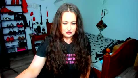 thenaughtygf online show from November 20, 10:20 pm