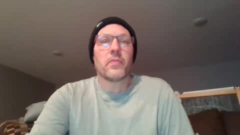 theo6974z online show from April 20, 3:42 am