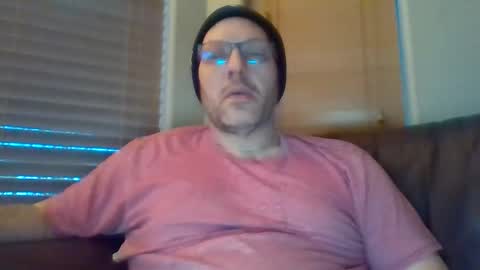 Snapshot of theo6974z chatting on May 12, 10:45 am theo6974z online show from May 12, 10:45 am