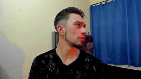 Snapshot of theo_stone04 chatting on September 26, 9:35 am Theo online show from September 26, 9:35 am