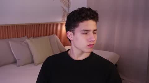 Snapshot of theohawke_ chatting on January 12, 1:27 pm THEO- MATEO online show from January 12, 1:27 pm