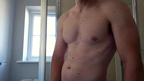 Snapshot of theone_123 chatting on September 27, 3:28 pm theone_123 online show from September 27, 3:28 pm