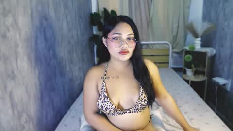 FRANCINE online show from January 8, 1:19 am