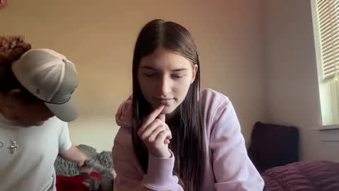 Snapshot of theonlyastrid chatting on April 4, 9:56 pm Astrid online show from April 4, 9:56 pm