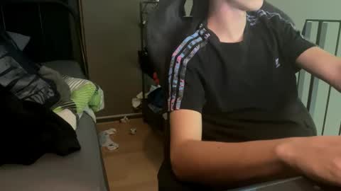 theothede19cm online show from October 28, 1:47 pm