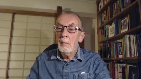 Snapshot of theowlandthe chatting on December 12, 7:26 pm theowlandthe online show from December 12, 7:26 pm