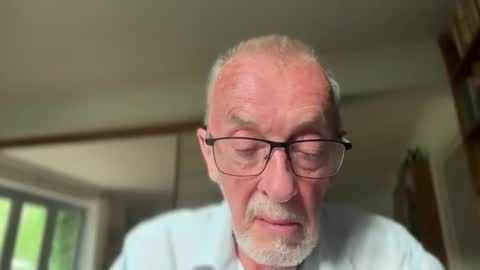 Snapshot of theowlandthe chatting on May 28, 6:38 pm theowlandthe online show from May 28, 6:38 pm