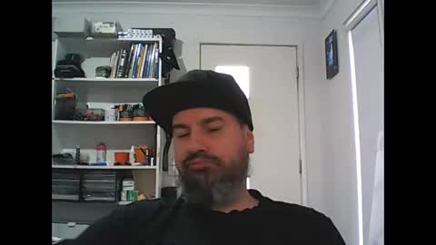 aussiebeard online show from October 13, 1:49 am