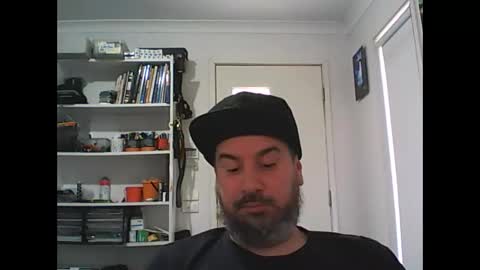 Snapshot of theozbeardguy chatting on October 29, 1:08 am aussiebeard online show from October 29, 1:08 am