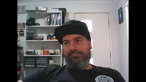 Snapshot of theozbeardguy chatting on November 27, 11:07 pm aussiebeard online show from November 27, 11:07 pm