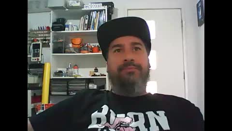 Snapshot of theozbeardguy chatting on February 5, 11:53 pm aussiebeard online show from February 5, 11:53 pm
