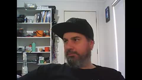 Snapshot of theozbeardguy chatting on February 27, 2:55 am aussiebeard online show from February 27, 2:55 am