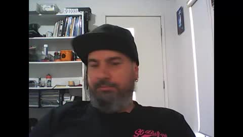 Snapshot of theozbeardguy chatting on March 20, 3:11 am aussiebeard online show from March 20, 3:11 am