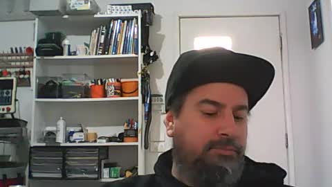 Snapshot of theozbeardguy chatting on July 23, 2:42 am aussiebeard online show from July 23, 2:42 am