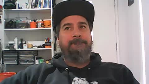 Snapshot of theozbeardguy chatting on July 27, 3:02 am aussiebeard online show from July 27, 3:02 am