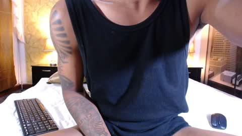 Snapshot of theprince_black chatting on December 16, 4:05 pm online show from December 16, 4:05 pm