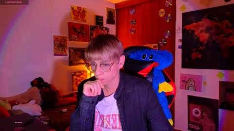 Snapshot of theprince_red chatting on April 10, 7:29 pm Matt independent model online show from April 10, 7:29 pm