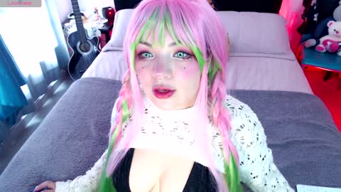 Sara online show from February 3, 8:35 pm