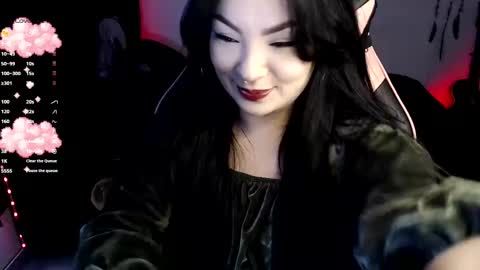 Sara online show from October 26, 4:57 pm