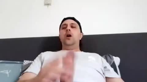 therastfu online show from March 6, 9:06 am