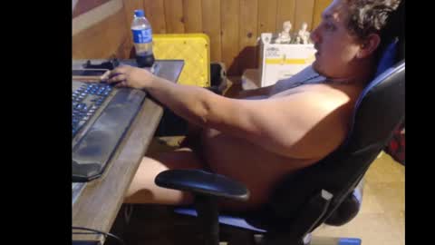 Snapshot of therealbigcheese0695 chatting on September 19, 9:26 pm therealbigcheese0695 online show from September 19, 9:26 pm