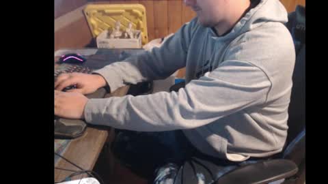 Snapshot of therealbigcheese0695 chatting on November 4, 3:44 pm therealbigcheese0695 online show from November 4, 3:44 pm