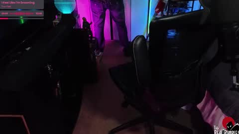 Bumbles or B online show from November 26, 6:31 pm