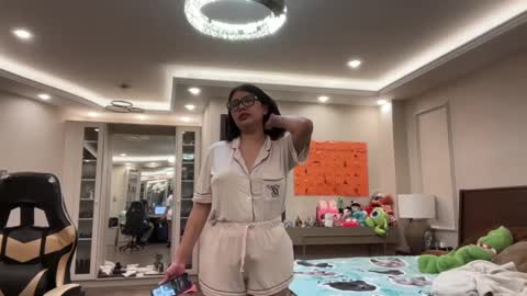 Snapshot of therealcamilabaddie chatting on October 11, 11:47 pm therealcamilabaddie online show from October 11, 11:47 pm