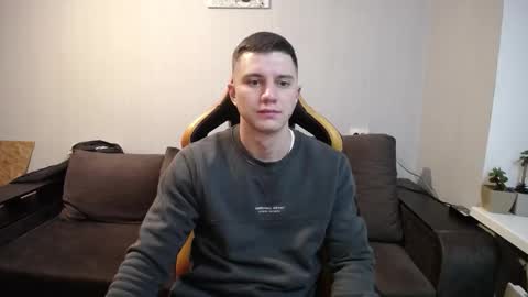 Nick   online show from November 6, 9:15 pm