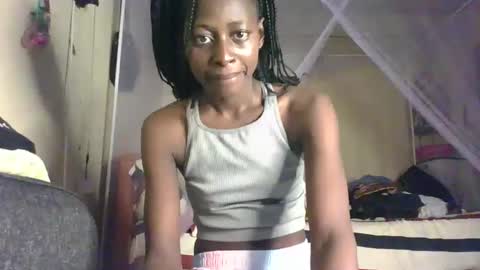 Snapshot of therry_heart chatting on May 14, 5:58 am hearty online show from May 14, 5:58 am