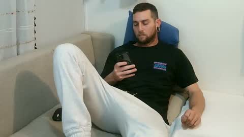 VEGAS online show from December 12, 11:03 pm