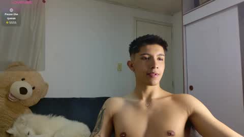Snapshot of thesaint_xxx chatting on June 25, 11:53 pm thesaint_xxx online show from June 25, 11:53 pm